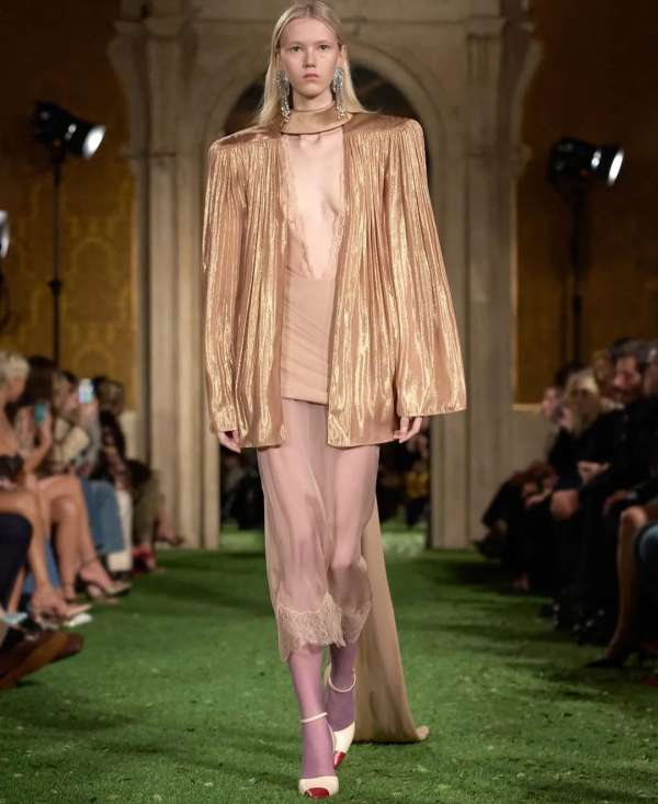 Valentino AW26’ @maisonvalentino @midlandag...