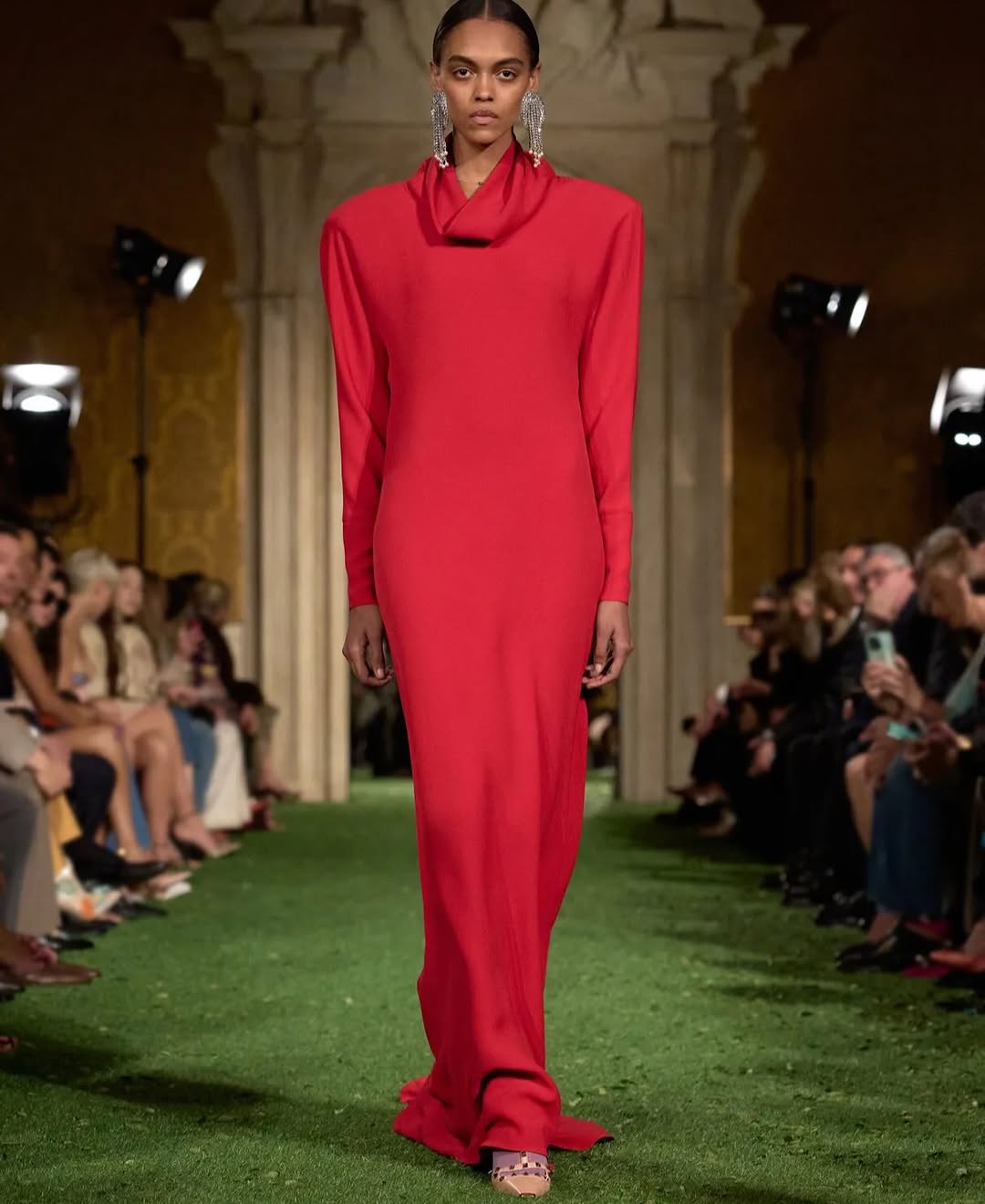 Valentino AW26’ @maisonvalentino @midlandagency @alessandro_michele @michelatafuri21 @yad1m @estherlangham