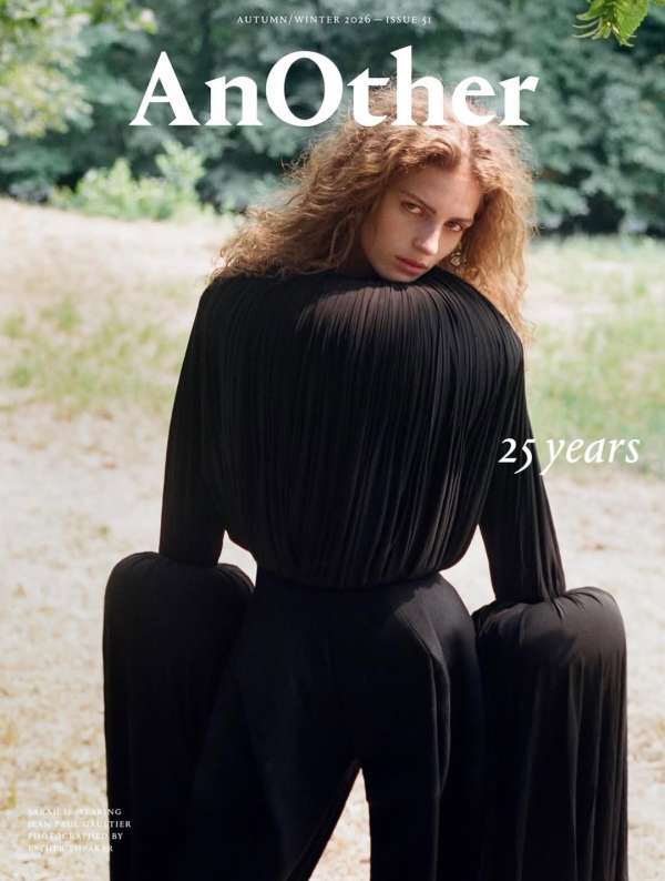 Sarah Isaken by Esther & Emma for @anotherm...