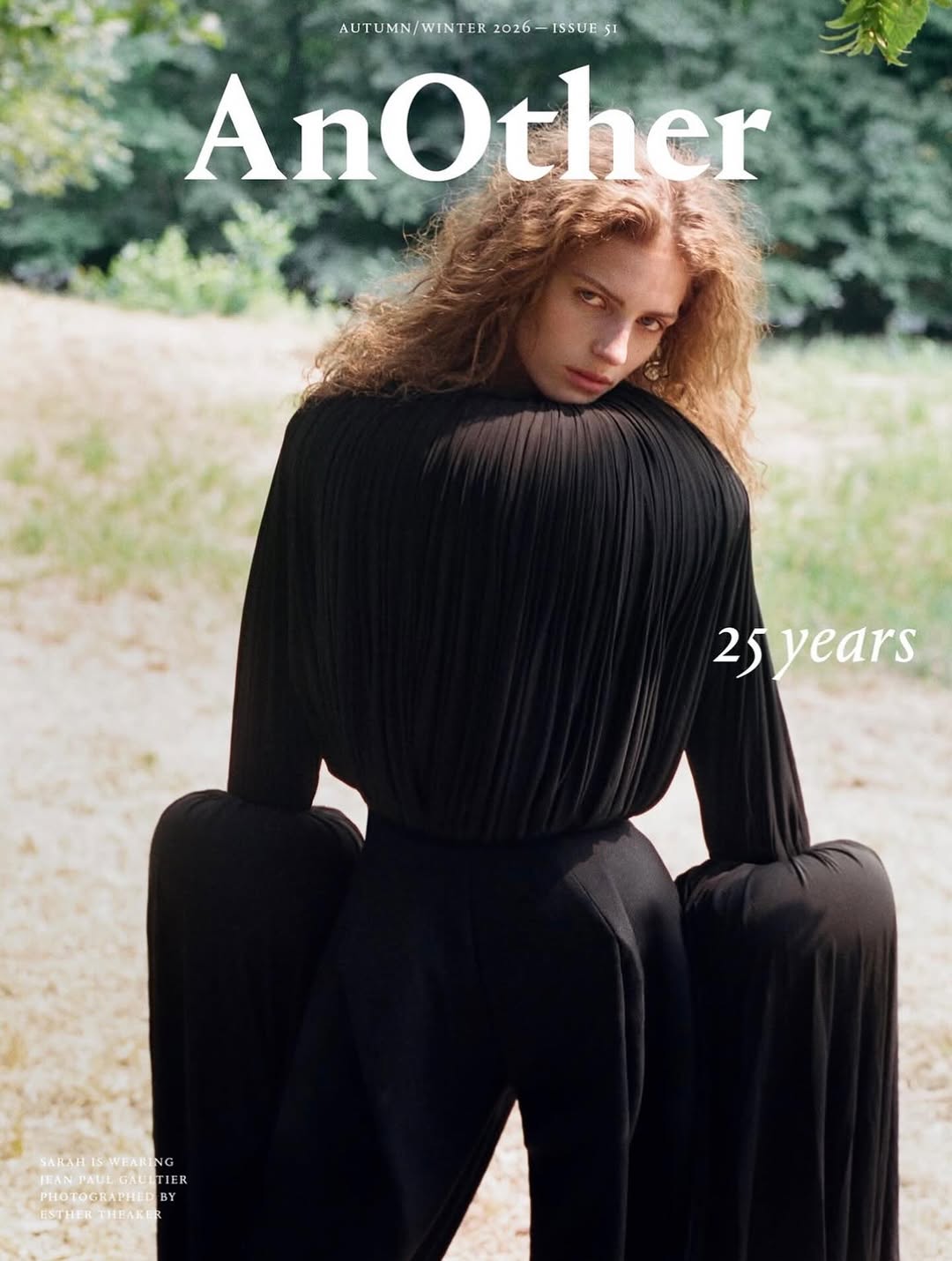 Sarah Isaken by Esther & Emma for @anothermagazine 

@saraheisaksen 
@esther_theaker 
@emmawyman 
@sj_todd_ 
@alexbrownsell 
@christinecorbel 
@julianharold 
@company.paris

Ty @fordmodelsparis