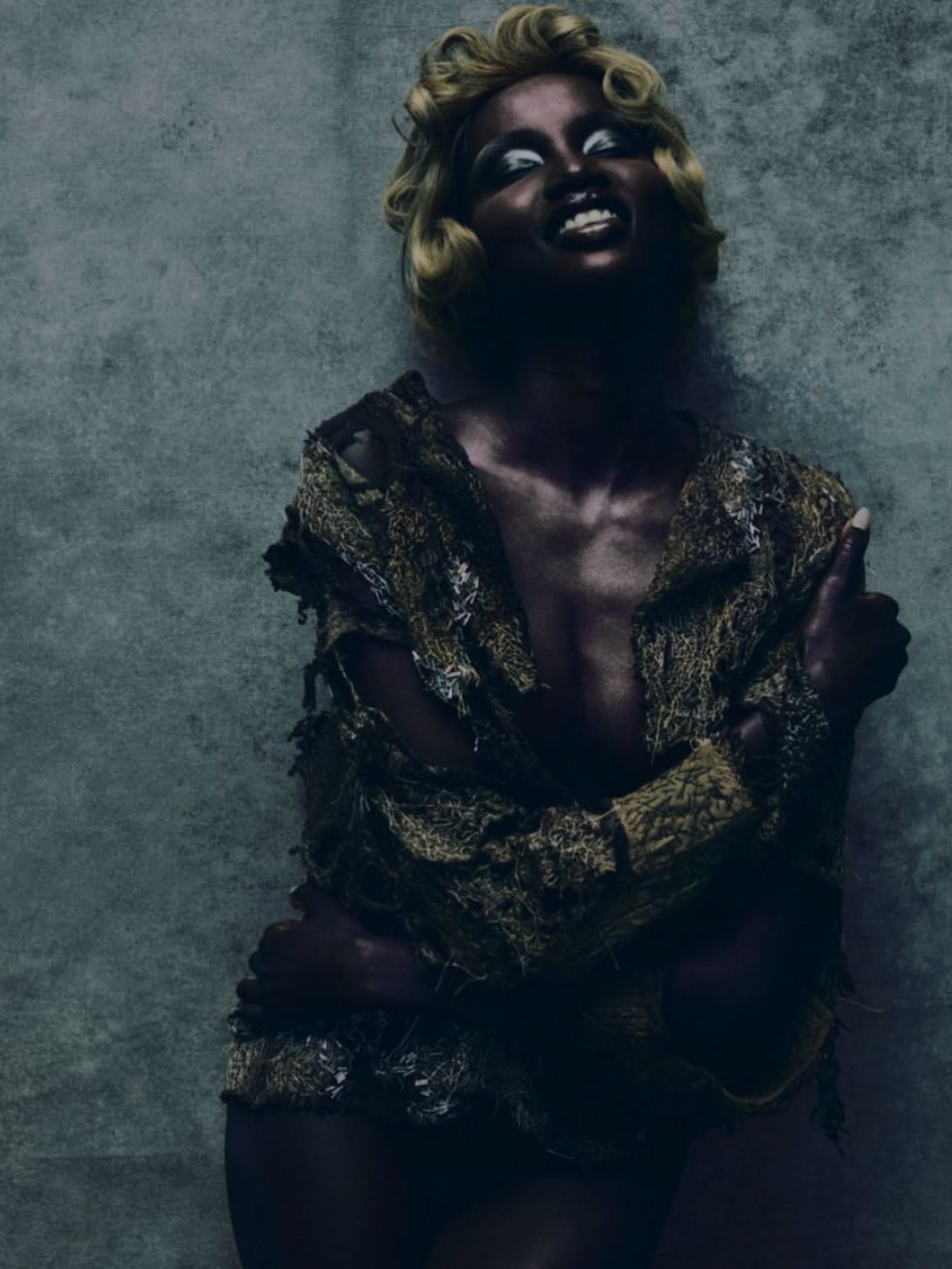 Anok for Silver Lining @anokyai @gabrielomoses @mr_carlos_nazario @yad1m @mustafayanaz @nailglam @bureauofimagination @francescorisso @alexsossah