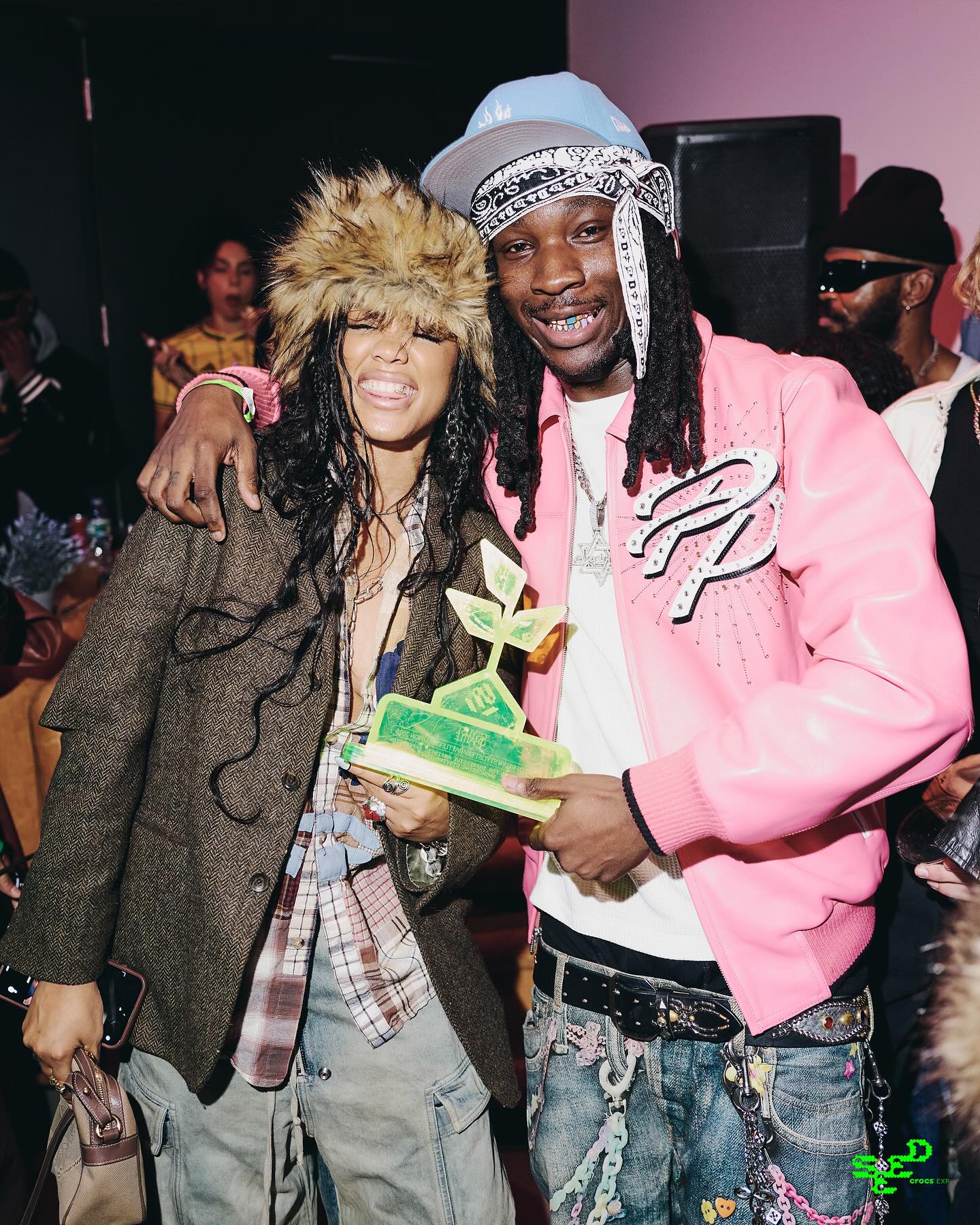 This past weekend, @SEEDBrklyn celebrated the launch of @Crocs EXP collection, bringing the city together to celebrate the global footwear brand's latest offering. The event featured a Q&A panel with Crocs' Vice President of Global Category Management, Mike Wade, along with a styling competition.

The first-place winner, @iamchrisfelt, took home a $1.5K prize. You can see winning look above 🏆

Here’s more from Seed Founder @therealchristophe: “A partnership with Crocs while supporting Bed-Stuy? Incredible! It was a movie seeing stylists, the industry’s ghostwriters, finally celebrated in the spotlight, sharing their process in a gallery at the heart of the community!!!” #SEEDTHEBLOCK