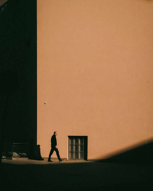 Hunting Shadows by @tommiviitala 