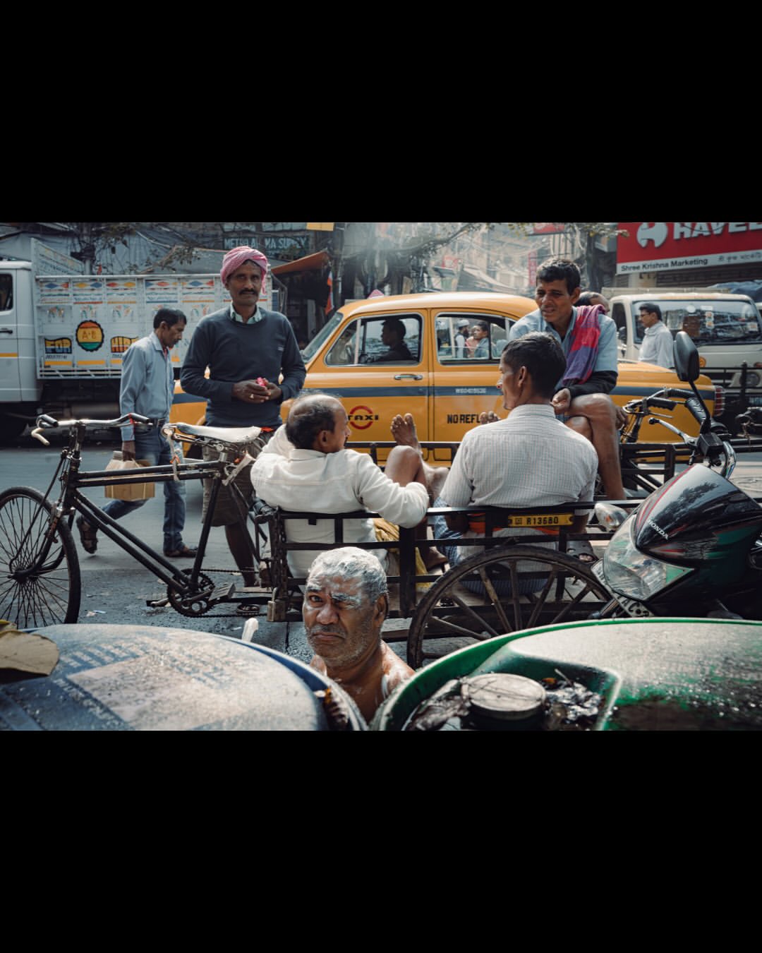 Artist Spotlight: Morning Rituals by @billydeee 

This week’s Artist Spotlight features Billy Dinh, a Brooklyn based photographer. Dinh’s dramatic, atmospheric images, accentuate both light and shadow, which coupled with his ability to capture unique moments, creates visually cinematic stills. His lens seeks to magnify the little specs of every day life. 

“Showcasing the everyday morning rituals of people in Kolkata, India getting ready for their long day ahead.”