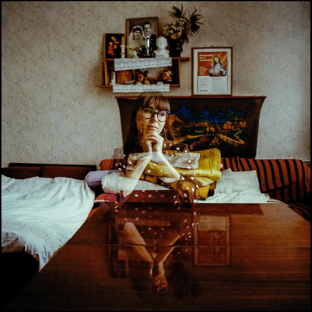 Artist Spotlight: House of Memories by @koneser_fotografii 

This week’s artist spotlight features Lukasz Spychala, also known as “Koneser.” Born in Poland, he’s a Master of Science in Computer Science by education and an award-winning photographer by passion. Working with the traditional Japanese Mamiya RB67 Pro-S medium format camera, he shoots across black and white, color, and diapositive film.

In his grandparents home in Poland, Lukasz uses double exposure to capture a place once bustling with life, now left empty.