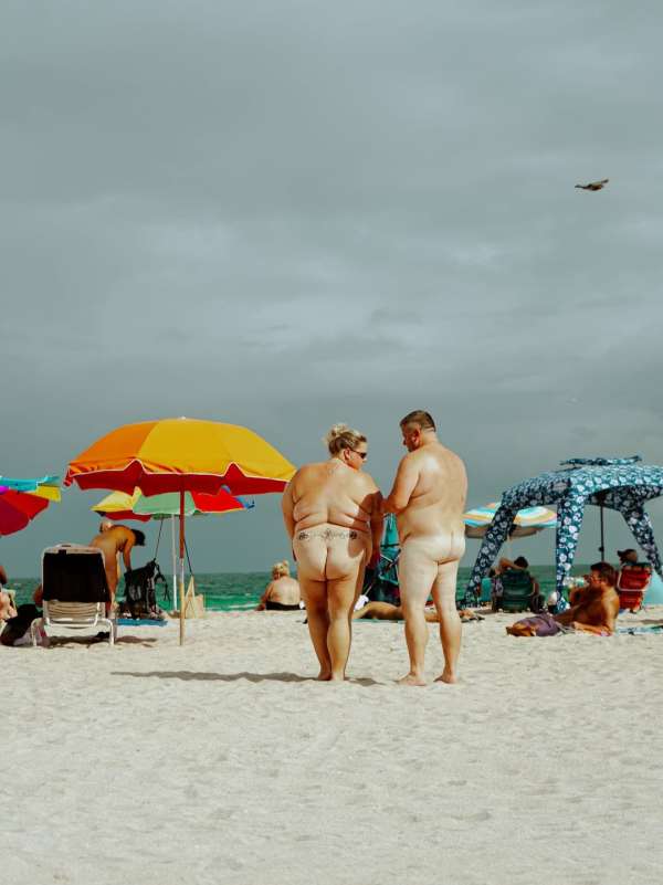 “If They Asked for Nudes” by @sofiperazzo 
