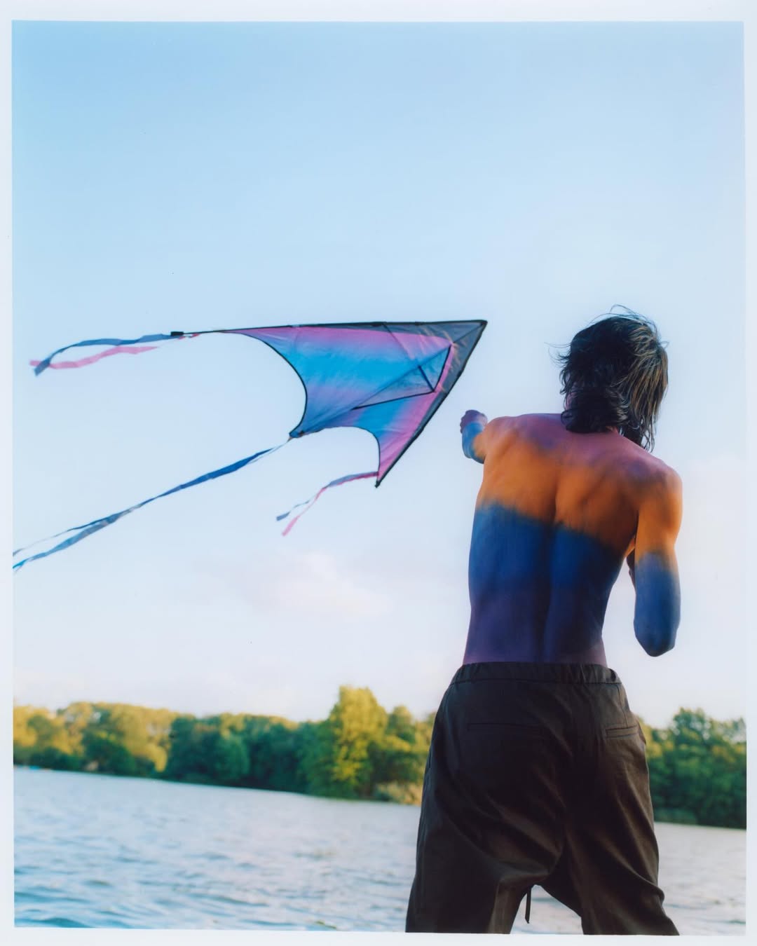 “Last days of summer” by @junelsantana

“Sitting by a tranquil late-summer lake, the sun’s warmth still kisses your skin, but a hint of autumn’s chill fills the air. Memories of the season rush in—spontaneous road trips, vibrant wildflowers, and laughter around bonfires under starry skies.

As the sun dips low, casting a golden glow, nostalgia washes over. You wrap in a soft blanket, gathering by the bonfire with loved ones, faces illuminated by dancing flames.

These last days of summer are an unputdownable chapter, both content and wistful. A farewell to carefree days, a warm welcome to autumn’s hues—a reminder that life’s beauty thrives in fleeting moments.”

Credits: 
Photographer: @junelsantana 
Makeup: @cheenabobeena 
Model: @sumikonoie 
Assisted by: @helenhophotography @ariana_doll09