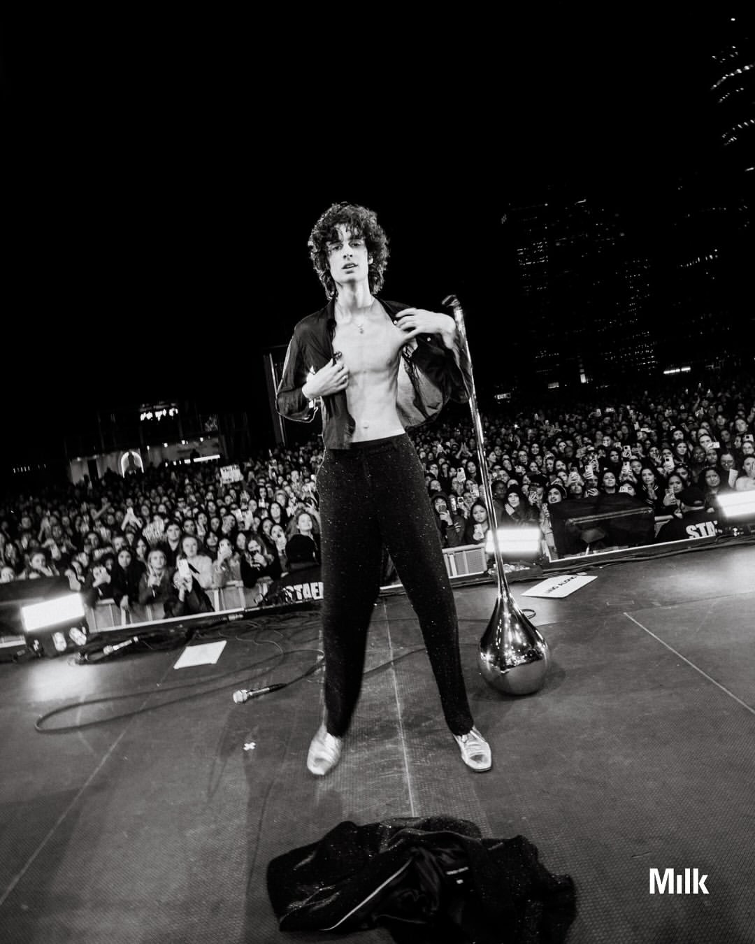 Artist Spotlight: Photographer Bryce Glenn, the eye behind many of @sombr ‘s most striking moments: from album covers to late night shows across the country, capturing life on and off the road.

Post-show last weekend at @rooftopatpier17 , Bryce shared how he was once the kid taking photos on an iPod at rock shows, inspired by the individuality of the artist on stage. Years later, a camera handed to him in church became his way of seeing the world, a practice in slowing down, noticing, and staying open.

With Shane (Sombr), that sense of openness turned into collaboration. Nothing forced, no rules. Just two friends turning backstage chaos into something real.

“Over the past few years, I realized I loved everything about photography; being able to somewhat freeze a moment in time – the people it introduces me to, the attention it demands from you, the lack of control it teaches you, the decisions of what is worthy to capture, the moments that you miss in camera but get to witness with your own eyes; everything. It’s beautiful, it keeps me open. It slows me down. It feels like praying, I thank God for it.”