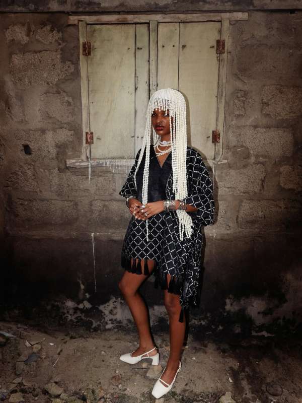 “Three thrones, One story” captured by @una...