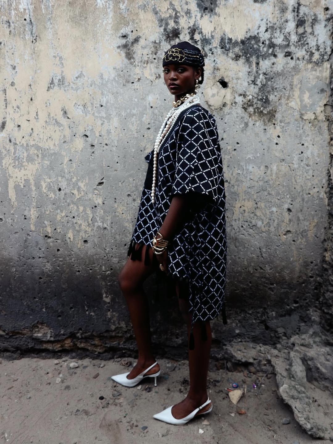 “Three thrones, One story” captured by @unavailable_______p

“This image explores power and sisterhood through composition, styling, and gaze. As a image maker, I aimed to frame Black women as thrones in themselves  bold, present, and unapologetically regal.”

Credits: 
Talent @realllmoses @ayinke1035 @fadekemillawal
Style by @yomo_daj