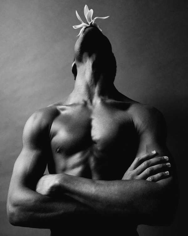 “A Floral Reflection,” captured by @otto.ma...