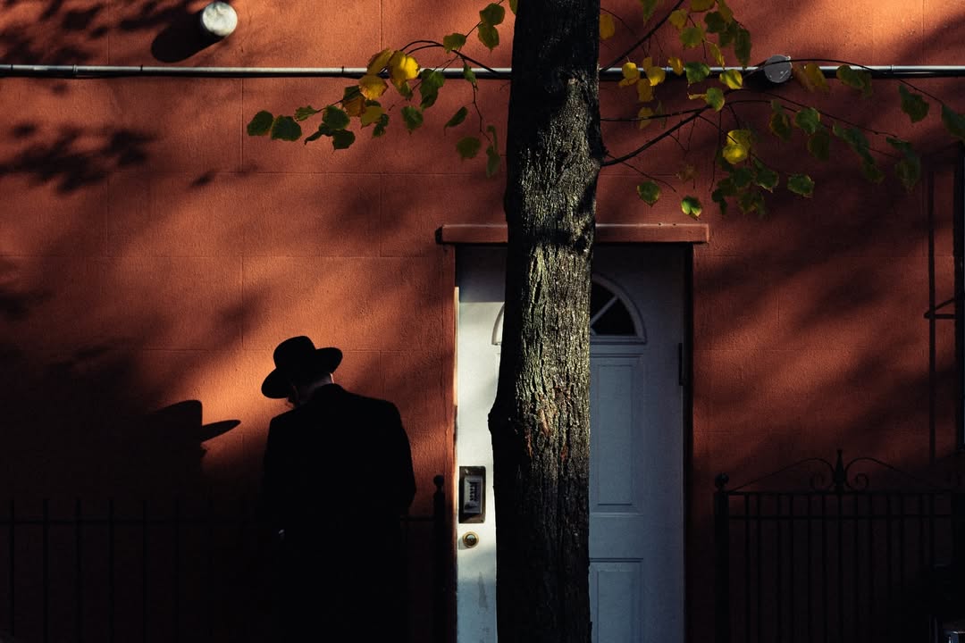 ‘Facades’, an ongoing project by Slovak-American street photographer @matsefcik , documenting building exteriors through a consistent compositional manner, inspired by Harry Gruyaert.

“I’m primarily driven by the visual aspect of photography and art over the storytelling side. With that said, if my images also happen to carry a narrative, that’s an added bonus. I mainly work in urban environments today, but my initial love for landscapes and travel shaped my style and ability to adapt and create work in any setting. Photography has given me countless meaningful moments, and it’s the vehicle through which I explore and document the world.”