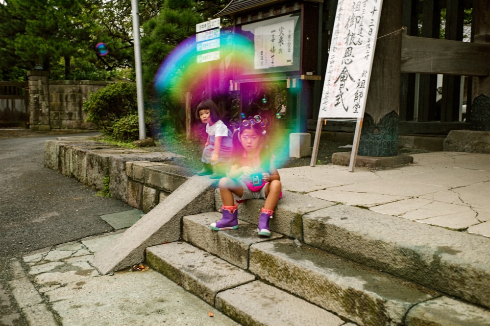 A walk through Tokyo-born street photographer @shi...