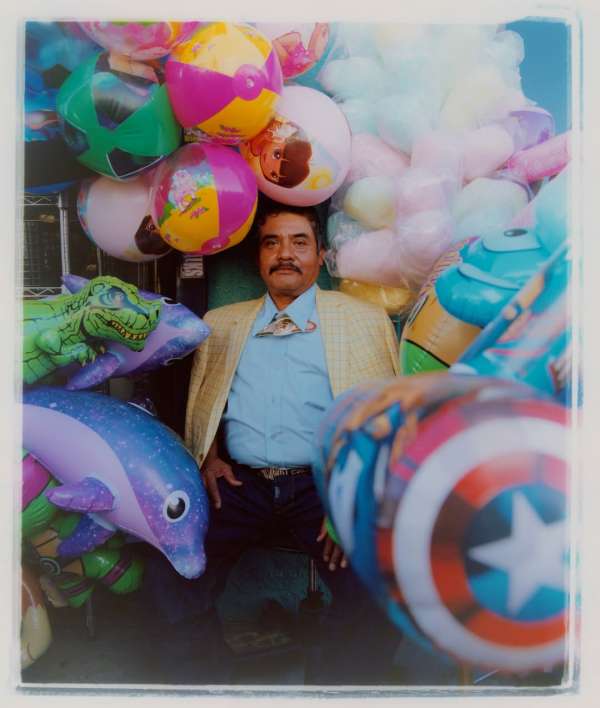 ‘Manos Benditas,’ a photo project photograp...