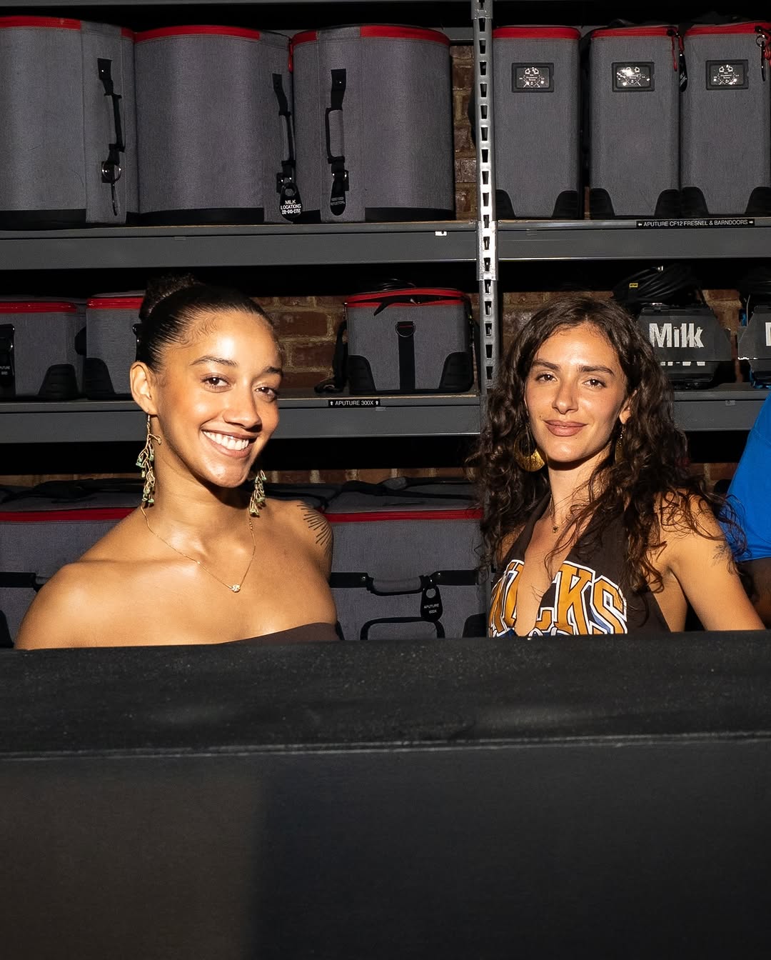 Last weekend we flipped our Brooklyn Equipment studio to host our dear Milk family for an afternoon BBQ and watch party, right in time to witness a historic win for the Knicks (@nyknicks).

Thank you to everyone, all partners, photographers, creatives, and Milk fam alike who showed up to celebrate with us.

With love,
Milk🧡💙
@milkmakeup @milkdgtl @milk_equipment 

Credits:
All images and videos captured by DJ (@dieun.jean)