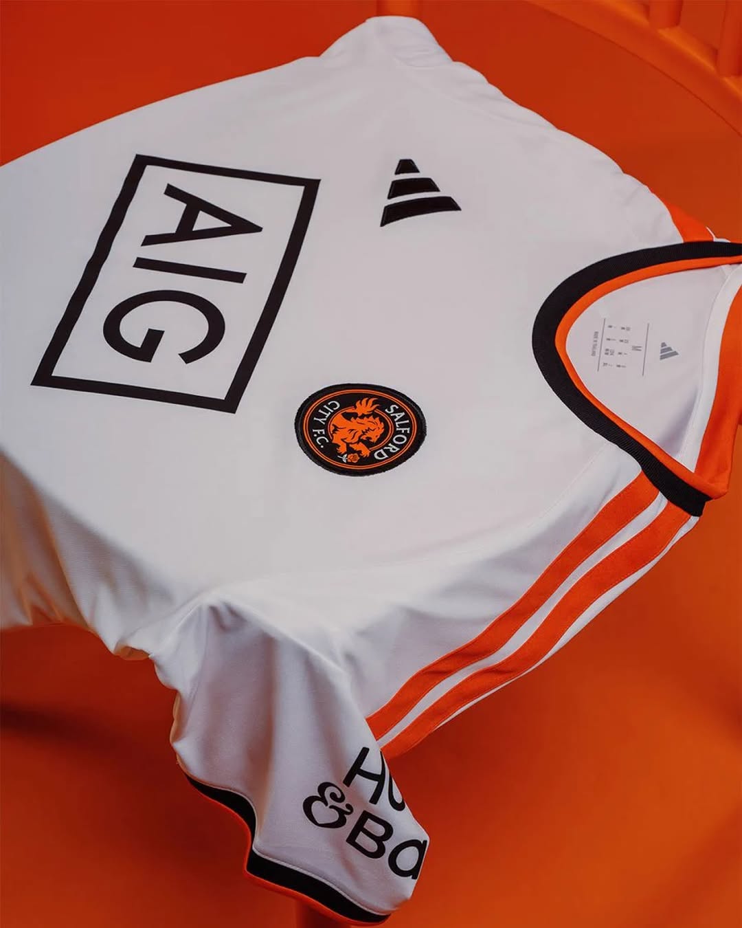 A badge over the heart carries more than a club name — it carries a place 🧡

The streets you grew up on, the colors you learned to wear, the club you inherited and the one you pass on. 

For @salfordcityfc’s next chapter, @milkagencynyc worked with the club to create an identity grounded in where it comes from. Now on pitch ⚽️ with the club’s new 26-27 @adidas home kits, unveiled by co-owners @davidbeckham and @gneville2 

Photo courtesy of @salfordcityfc 
Identity by @milkagencynyc 

Team behind:
@mrdansc 
@heyarrthur 
@ronniefalasco 
@mayaameliaf 
@z_h_i