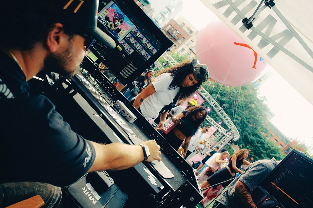 Summer in LES with @awakenewyorkclothing. Scenes from the ‘26 Park Jam, supported by @milk 

📸 by @milkdgtl