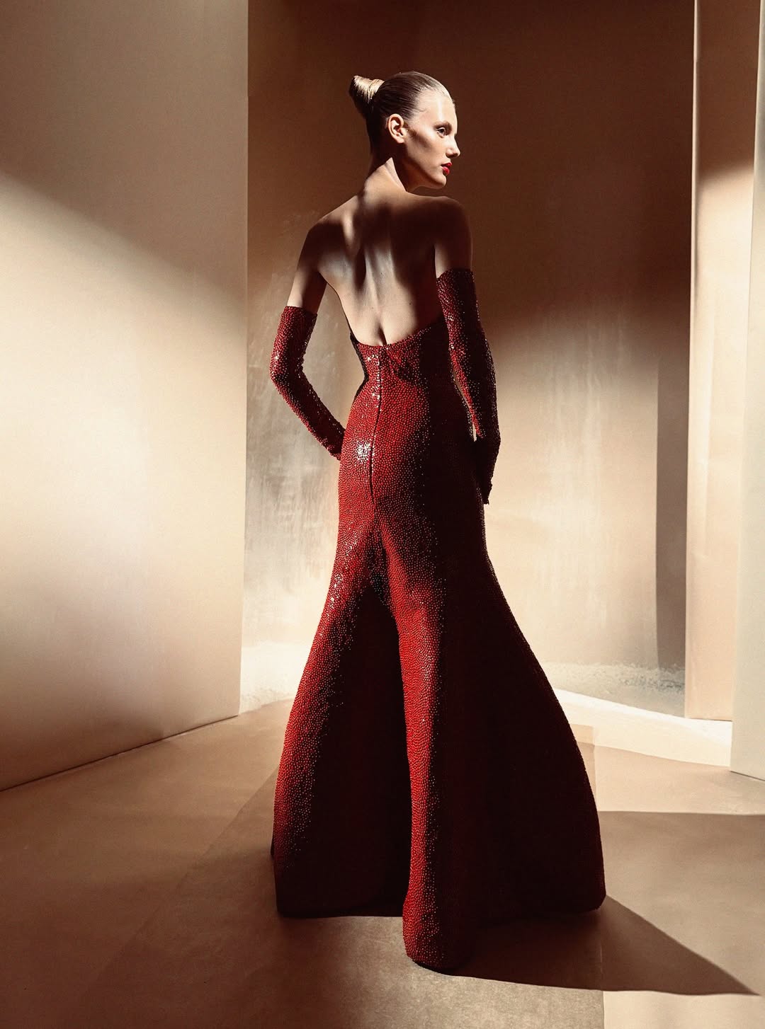 Paul Kooiker X Schiaparelli Aug. 25