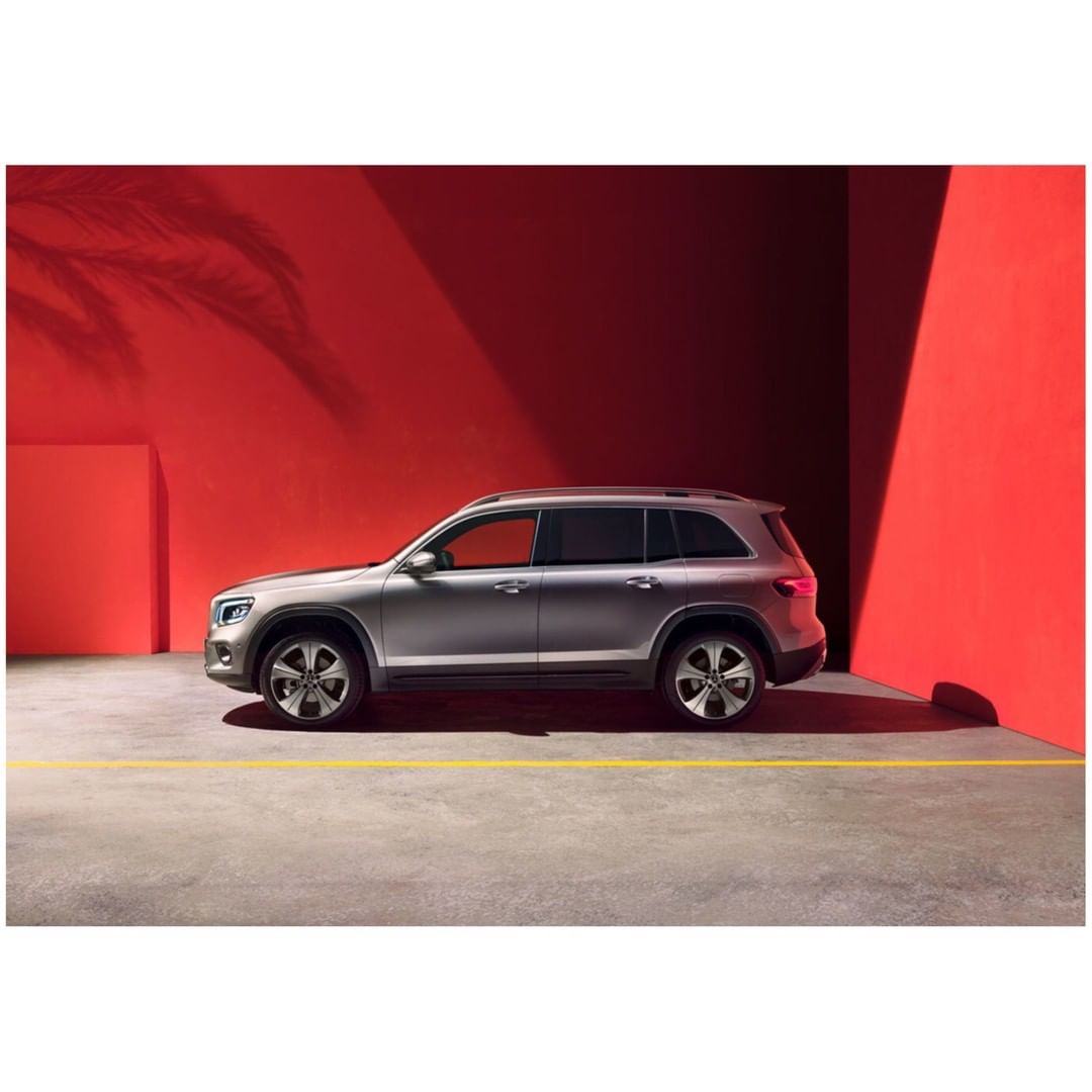 Mercedes-Benz |  Oct. 19