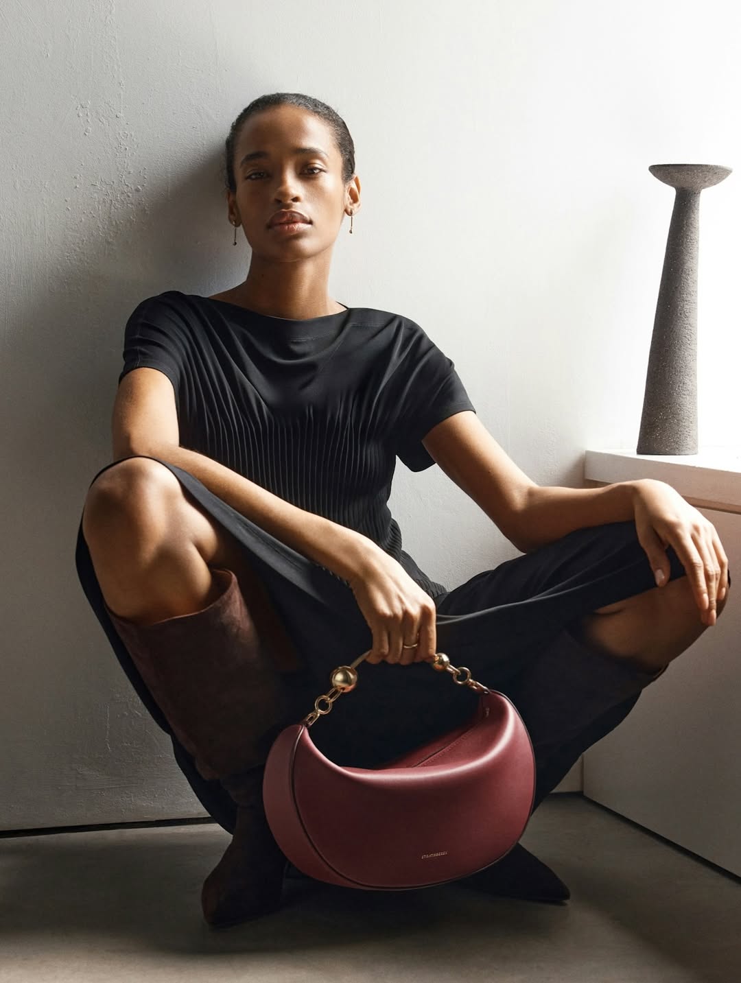 Production & casting by us for Strathberry. Shot in London.

Client @strathberry 
Photography & Art Direction @amiemilne 
Stylist @anniehertikova 
Casting @minkprod 
Model anaflaviu @stormmodels
Hair & make up @emilzedhair
Locations @minkprod 
Production @minkprod