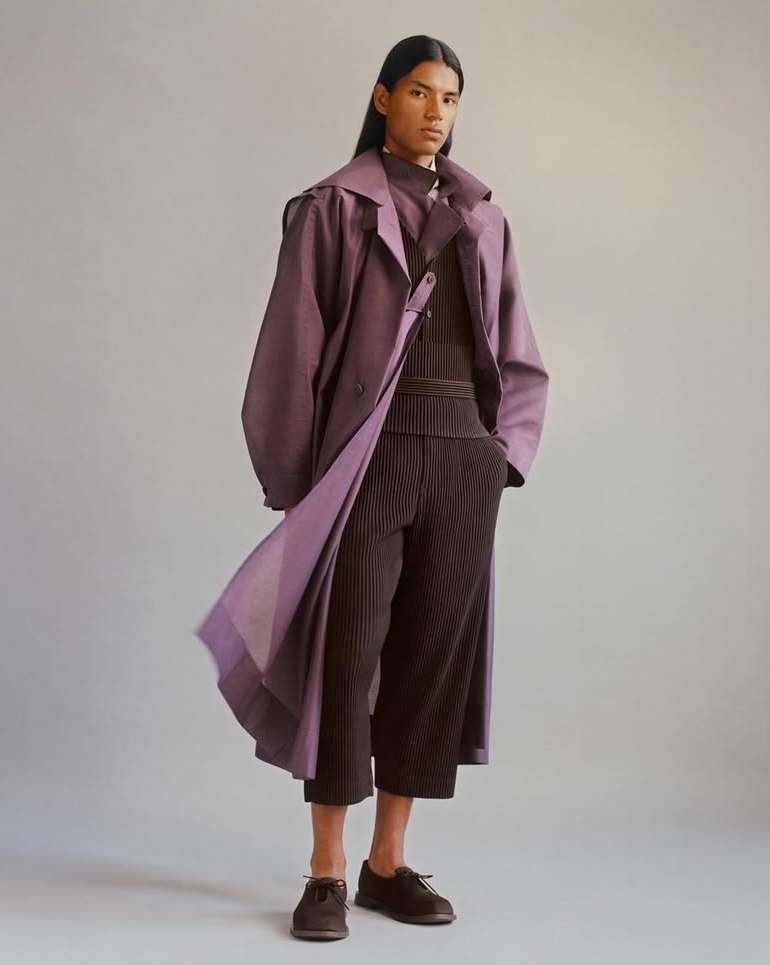 Lola & Pani X HOMME PLISSÉ ISSEY MIYAKE