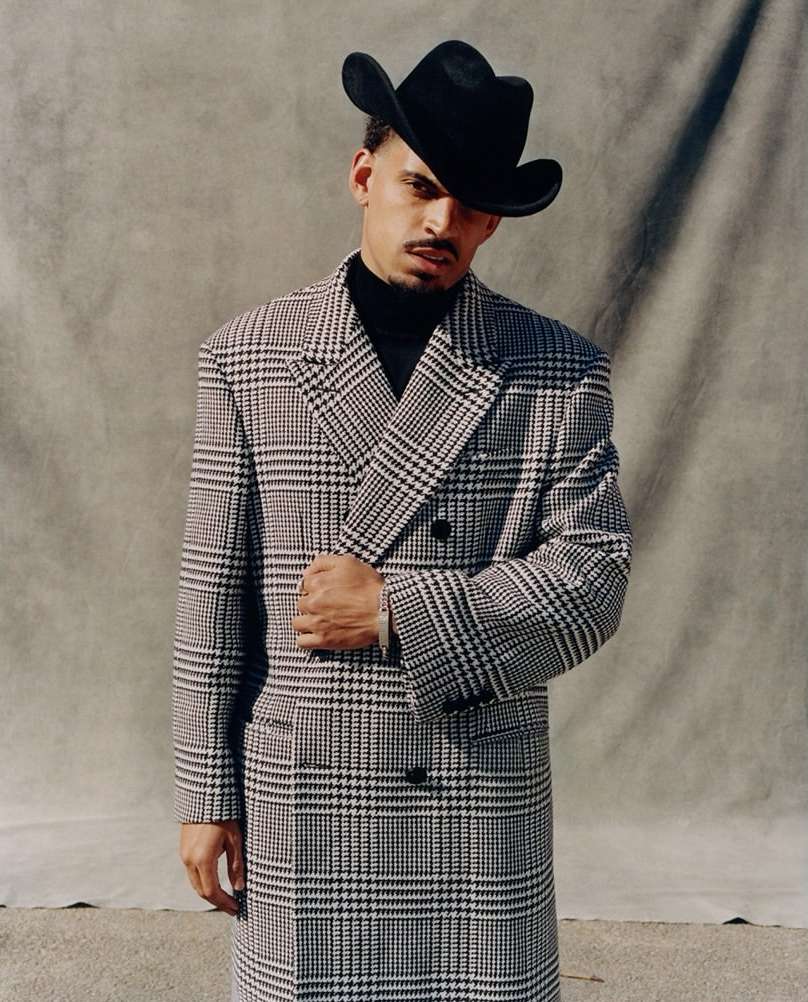 Felix Cooper X 72 Magazine