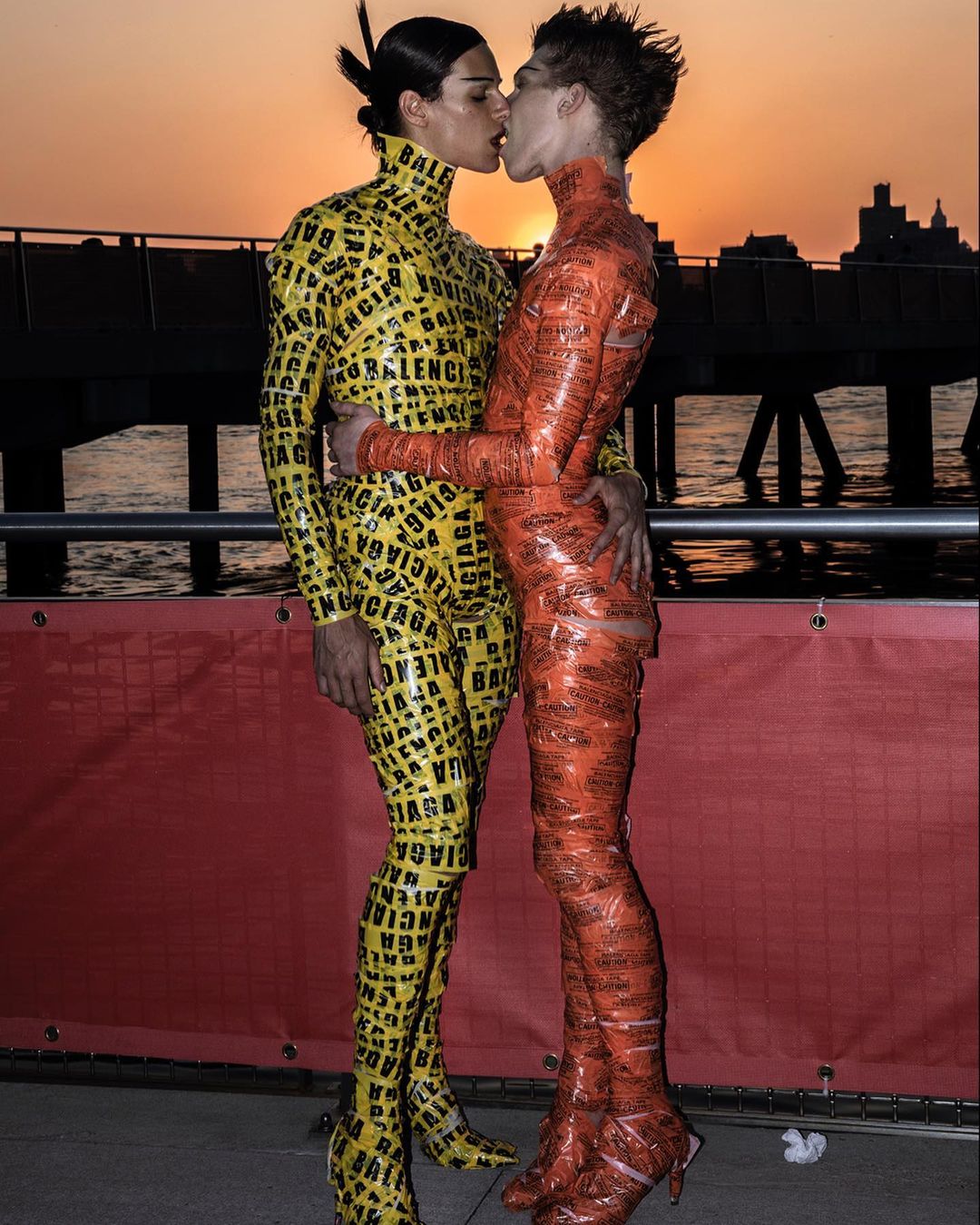 10 Magazine |  Sep. 22