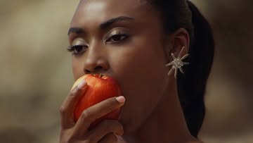 Natasha Ivanova X SYNC beauty Apr. 25