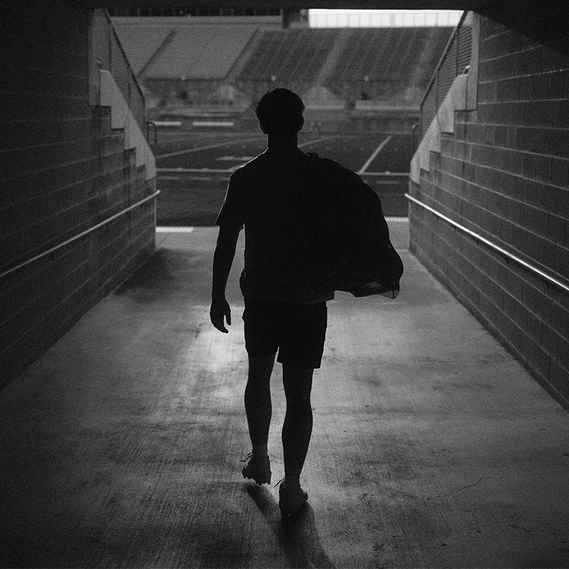 In 2025 @VuoriClothing announced @ArchManning, college football player, as the newest Vuori Athlete!
 
@mark_tesi Photographer
@phillip__mansfield Cinematographer
@notchill_taze Camera
@NaviaVision Production
@Deano_Snyder Executive Producer
Alena.Svy Producer

Special thanks to @kelcuttrell 

  #naviavision