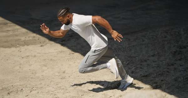 The Spring 2025 collection with @vuoricloth...