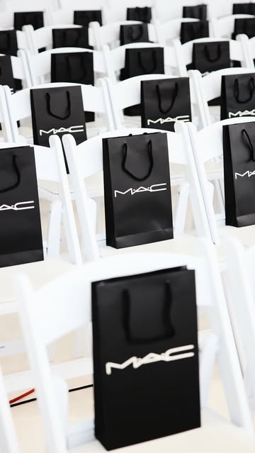 M·A·C PRO TOUR MASTERCLASS @maccosmetics @m...