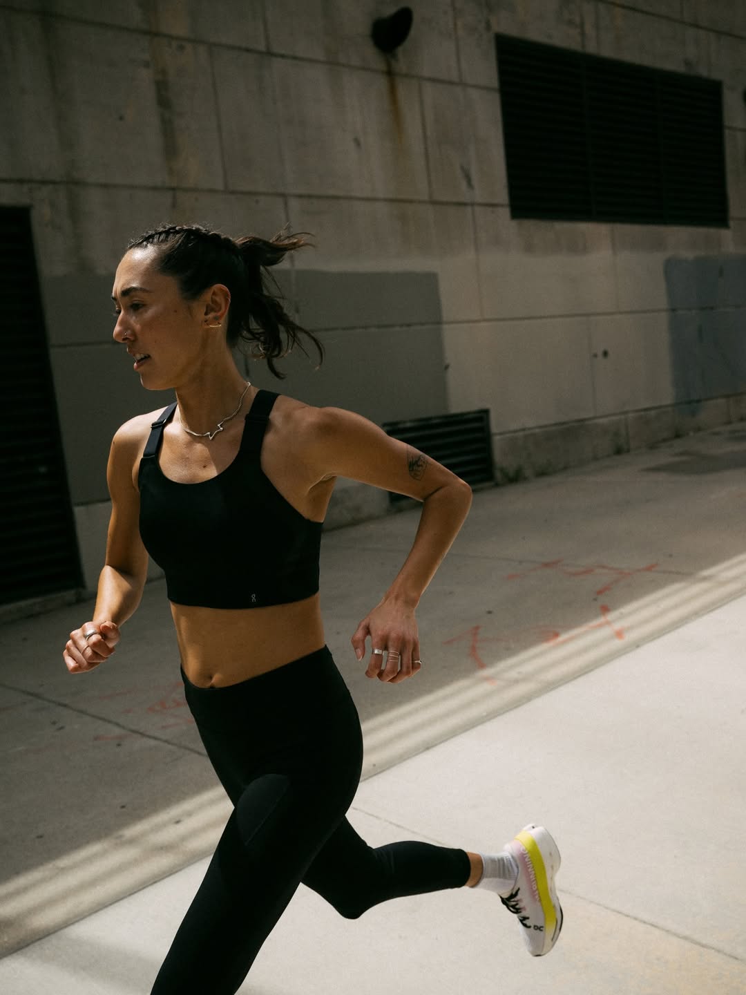 Nico Therin X On Nov. 25