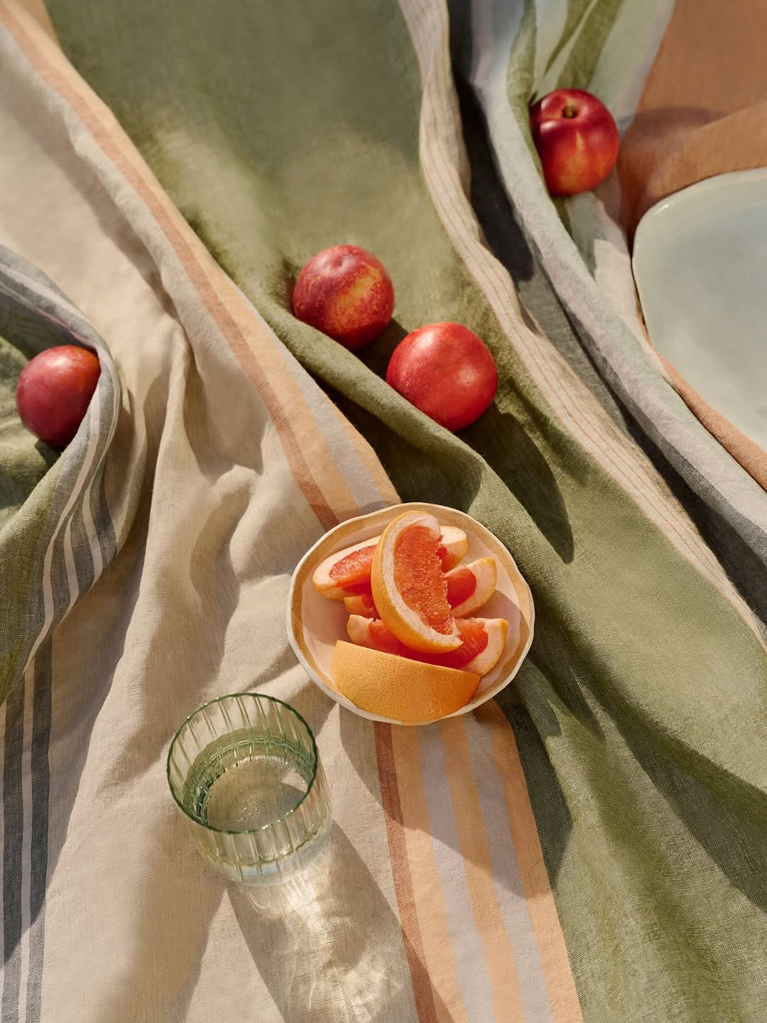 Nicola Suttle X MUNGO