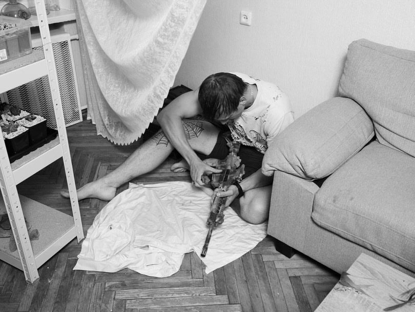 Aria Shahrokhshahi X Loose Joints