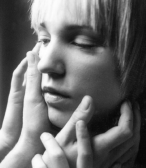 LOVE IS IN THE AIR SE 02/13/26