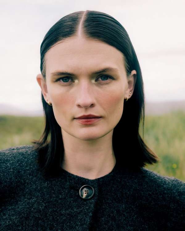 LARA @lara_mullen for Z Magazine cover stor...