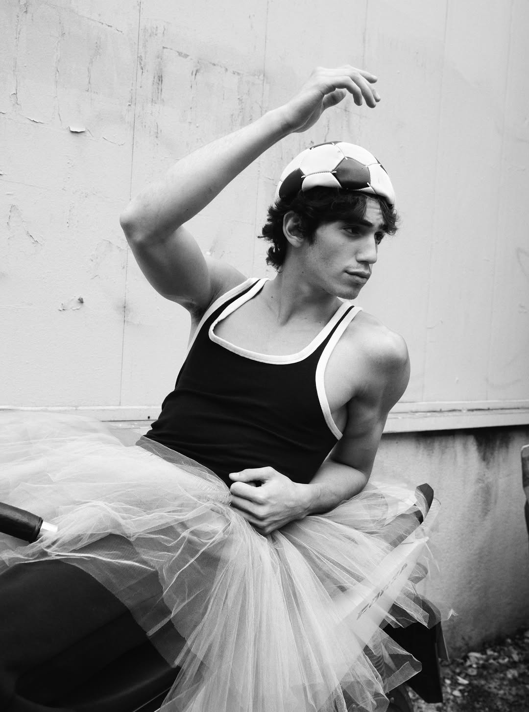 SILVIA @silvia_gabri_gs for @merde_magazine
Photographer_ @cocoamardeil
Style_ @pata_trak
Makeup_ @saloijeddi
Hair_ @tsuyoshi.tamai
Props_ @isabelle_baudry
THANKS @bananasmodels 
#castbyme