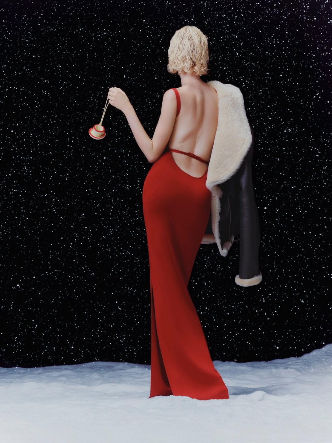 Le plus beau des cadeaux
@galerieslafayette by @clarkfranklyn

With ROSA @rosaeimann, YUN CHAN @yochan____ 
And OCTAVE et ANNE VICTORIA
Agence @ddbparis
DC @ondine.simon
DA @roxanehamoniereboizel @domnin_bureau
Stylist @joysinanian
Hair @masashikonnohair
Make up @sunao__takahashi
Costume @robinroysimeraybroderie
Set design @milanoscena
Production @la_belle_production
THANKS @selectmodelparis @marilynagencyparis @agencefrimousse @myagencykids @julabrigante @marinerolland15 @anne_cath_p