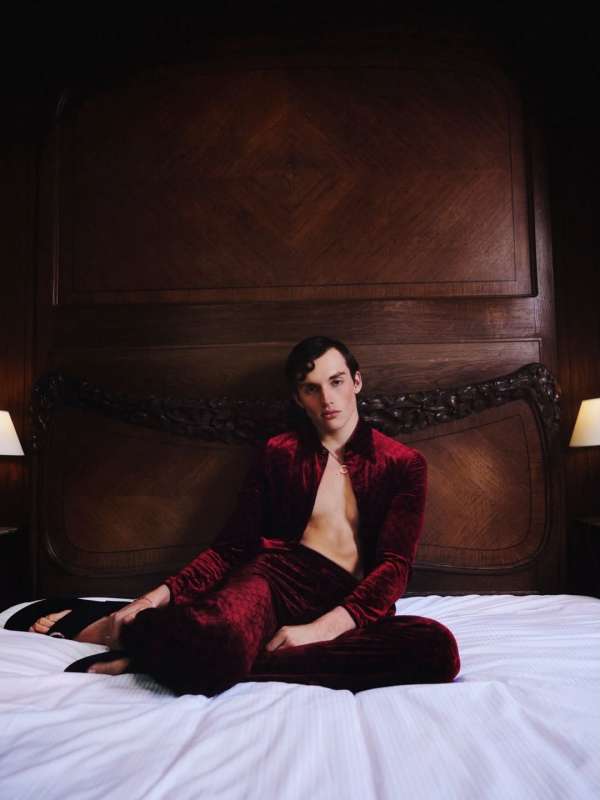 KIT @kit.price is the prom-boy-star of the ...