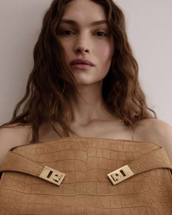 VALERIE @valeriepasker  for @silhouette.mag...