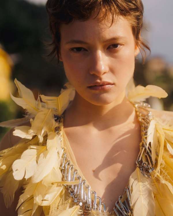 DARIA @dariaazolotova for @numerotokyo