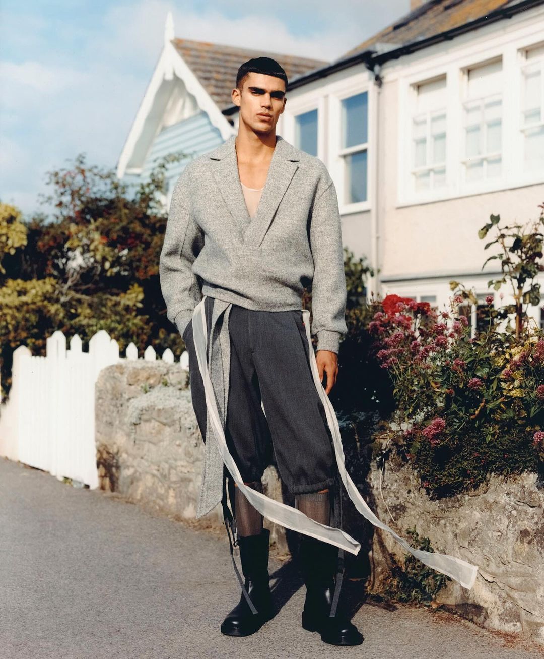 Mojeh Magazine |  Oct. 23