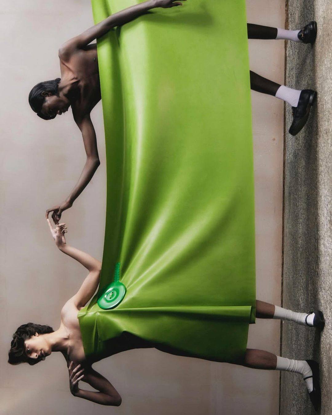 Numéro Netherlands |  Feb. 24