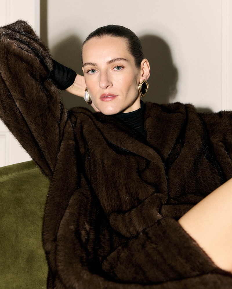 Ellie Hemsley X de Savary London Dec. 25