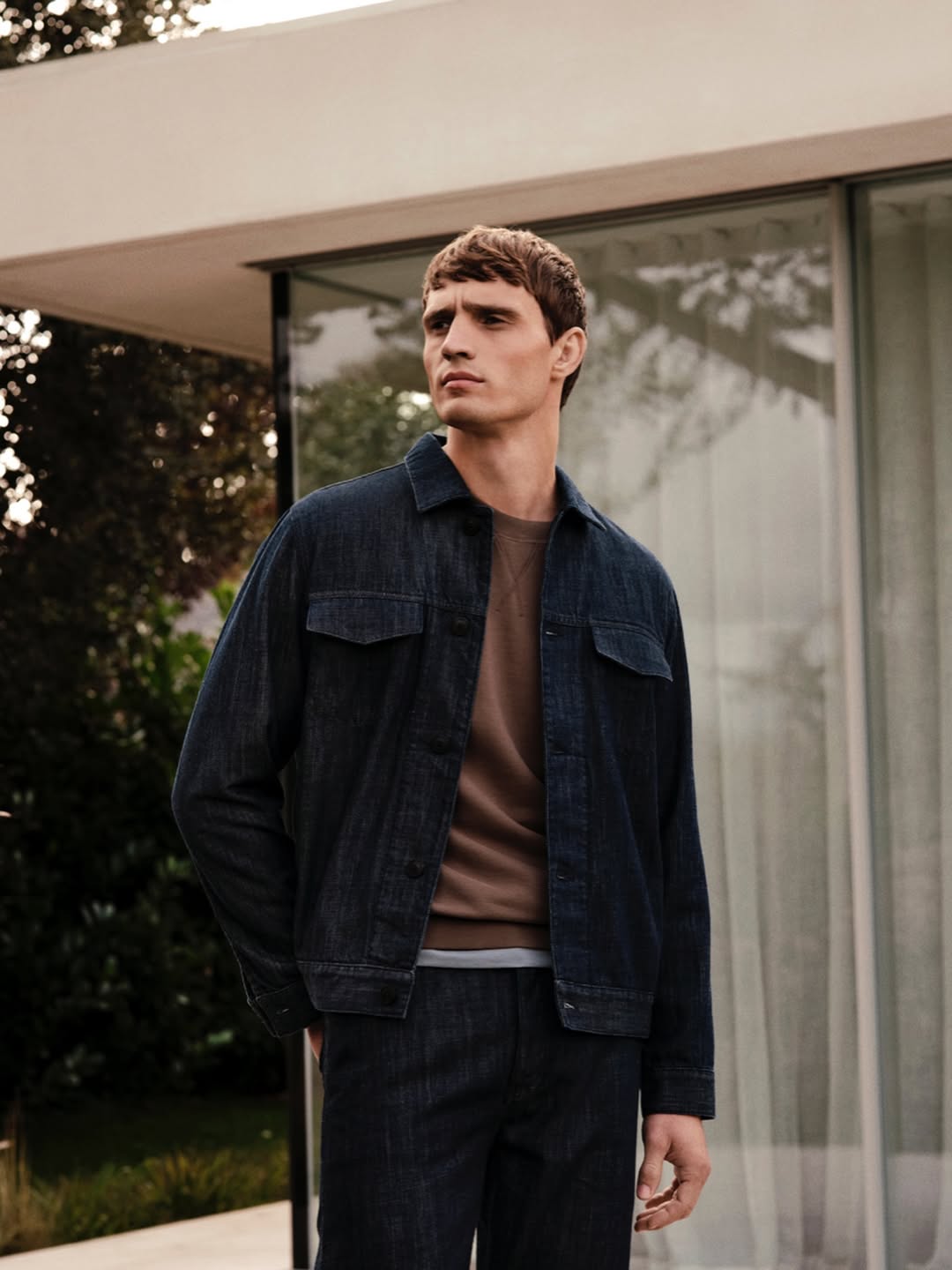 Buzz White X Sunspel