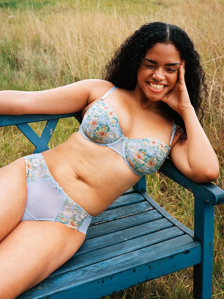 Petra Kleis X Change Lingerie