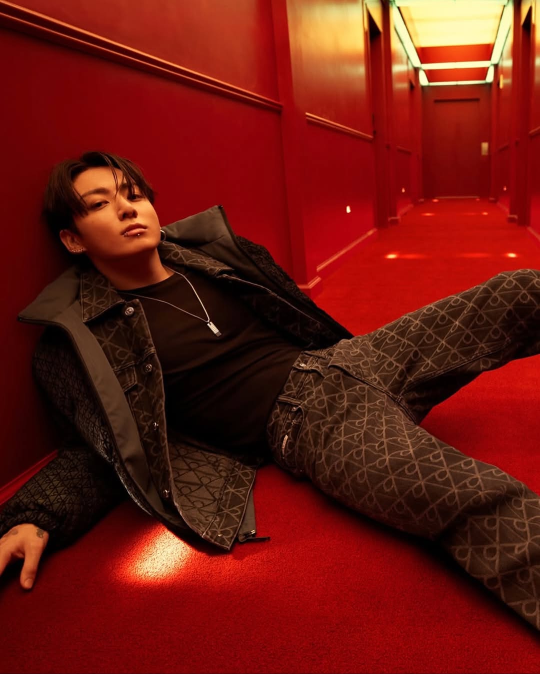 JUNG KOOK STARS IN CALVIN KLEIN’S LASTEST CAMPAIGN PHOTOGRAPHED & DIRECTED BY MERT ALAS

CLIENT: 
Calvin Klein  @calvinklein 

SVP, GLOBAL CREATIVE: 
Ben Keren @ben_keren

SR. DIRECTOR, GLOBAL CREATIVE: 
Emilio Sanchez @__emiliosanchez__

SVP BRAND COMMUNICATIONS + CULTURE: 
Lila Staab 

SVP, EXECUTIVE PRODUCER: 
Carrie Provenzano @carrieprov

VP, PRODUCTION: 
Dina Chappo @deens79

PHOTOGRAPHER / DIRECTOR: 
Mert Alas @mertalas 

CREATIVE PRODUCTION: 
January Productions @januaryproductions

TALENT: 
Jung Kook @mnijungkook

JK STYLIST:  
Kim Youngjin @kimvenchy

HAIRSTYLIST:  
Park Naejoo 

MAKEUP: 
Kim Dareum da_a_reum

MANICURIST: 
Mei Kawajiri @nailsbymei

STYLIST: 
Taylor McNeill @taylor__mcneill

MOVEMENT DIRECTOR: 
Elena Vazintaris @evnyc 

SET DESIGNER: 
Andy Hillman @andyhillmanstudio

PRODUCTION: 
One Thirty-Eight Productions @onethirtyeightproductions 

LOCATION: New York, New York