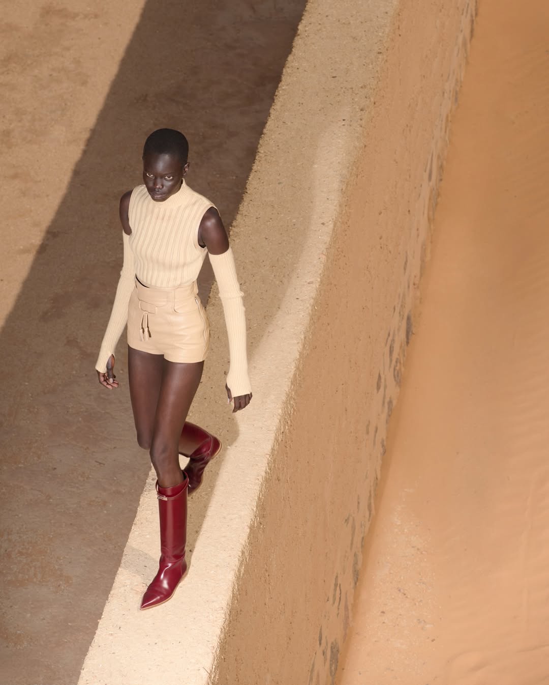 LE MONDE D’HERMÈS CAMPAIGN PHOTOGRAPHED BY JOHNNY DUFORT

CLIENT: 
Hermès @hermes 

PHOTOGRAPHER: 
Johnny Dufort @johnnydufort

TALENT: 
Athiec Geng @athieccholmalel 
Larissa Moraes @larissamoraes 

STYLIST: 
Imruh Asha @imruh

HAIR STYLIST: 
Cyndia Harvey @cyndiaharvey

MAKEUP ARTIST: 
Thomas De Kluyver @thomasdekluyver

PRODUCTION: 
One Thirty-Eight Productions 
@onethirtyeightproductions 

LOCATION: Morocco