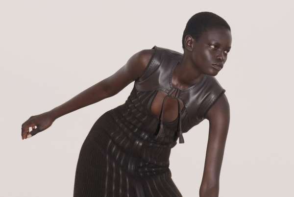 LE MONDE D’HERMÈS CAMPAIGN PHOTOGRAPHED BY ...