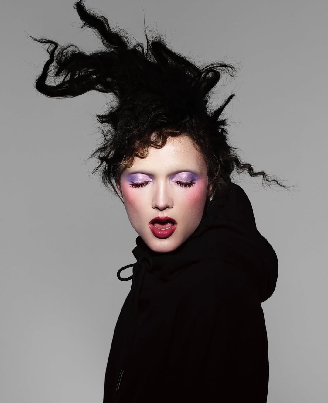 @willyvanderperre photographs @gertrudrose for Bey...